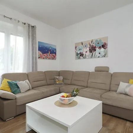 Apartment Linden *